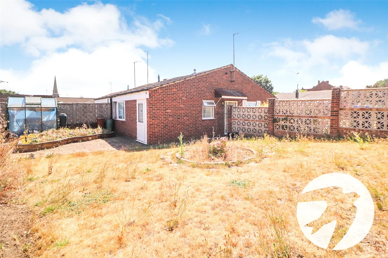 Park Crescent Road, Erith, DA8, photo 16