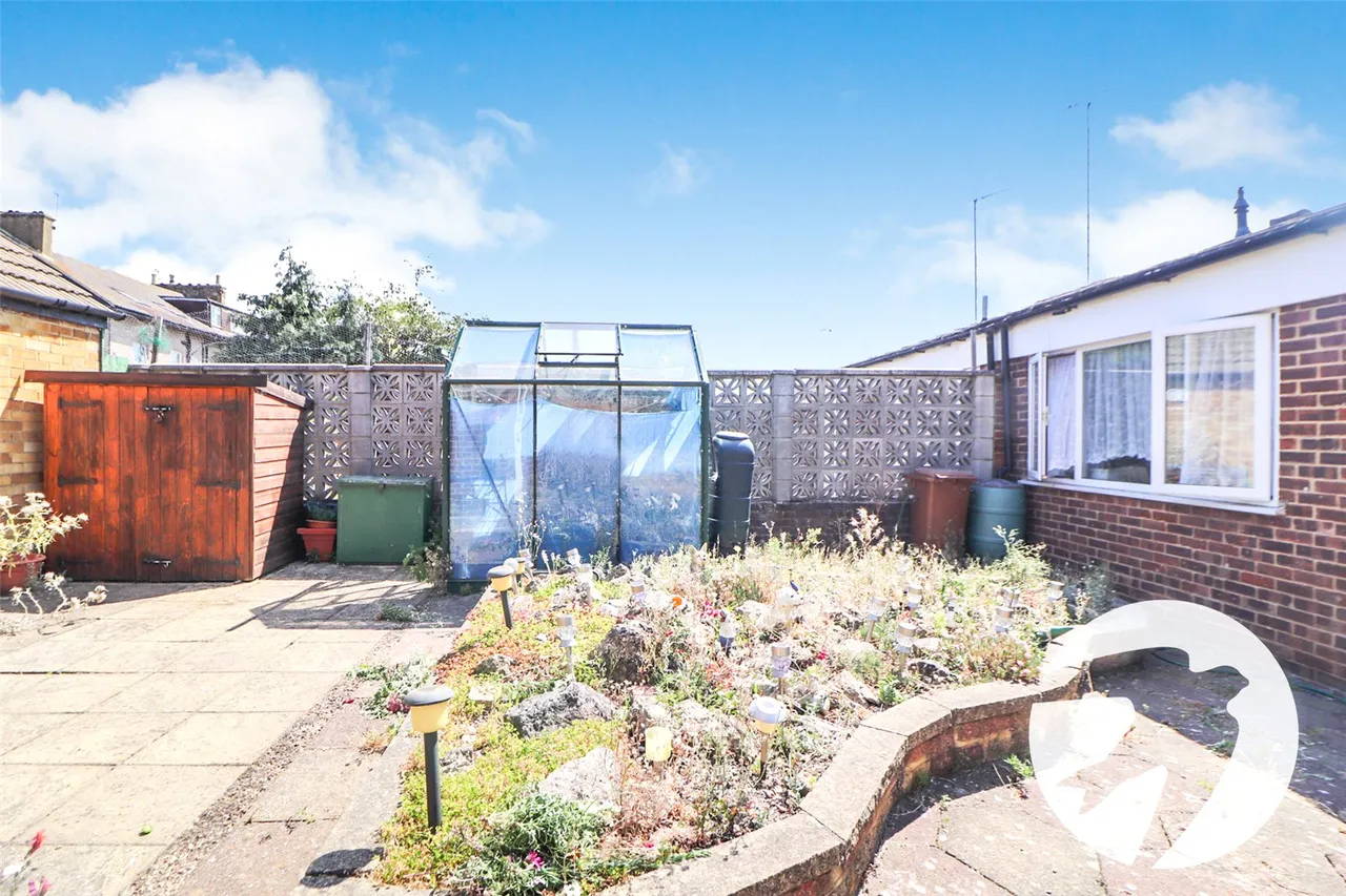 Park Crescent Road, Erith, DA8, photo 17