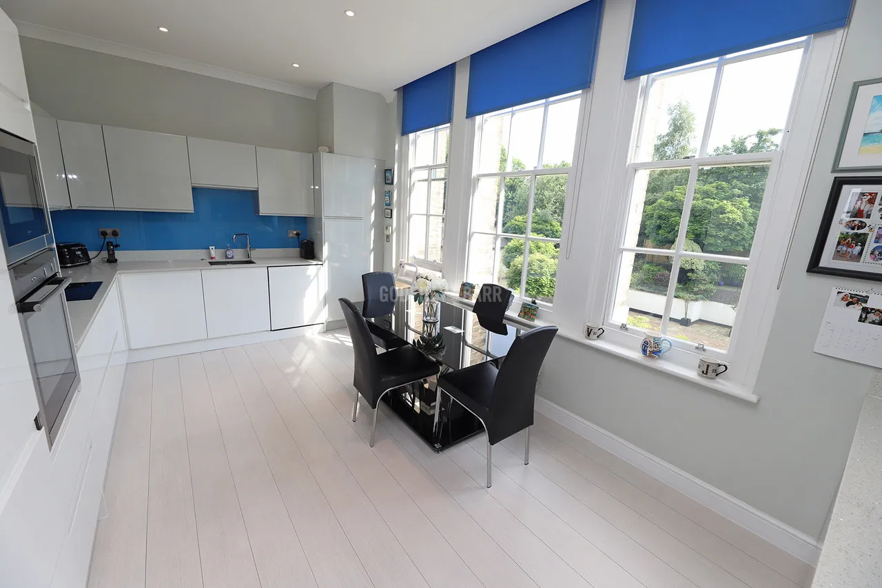 St Vincents Lane, Mill Hill Village, NW7, photo 2