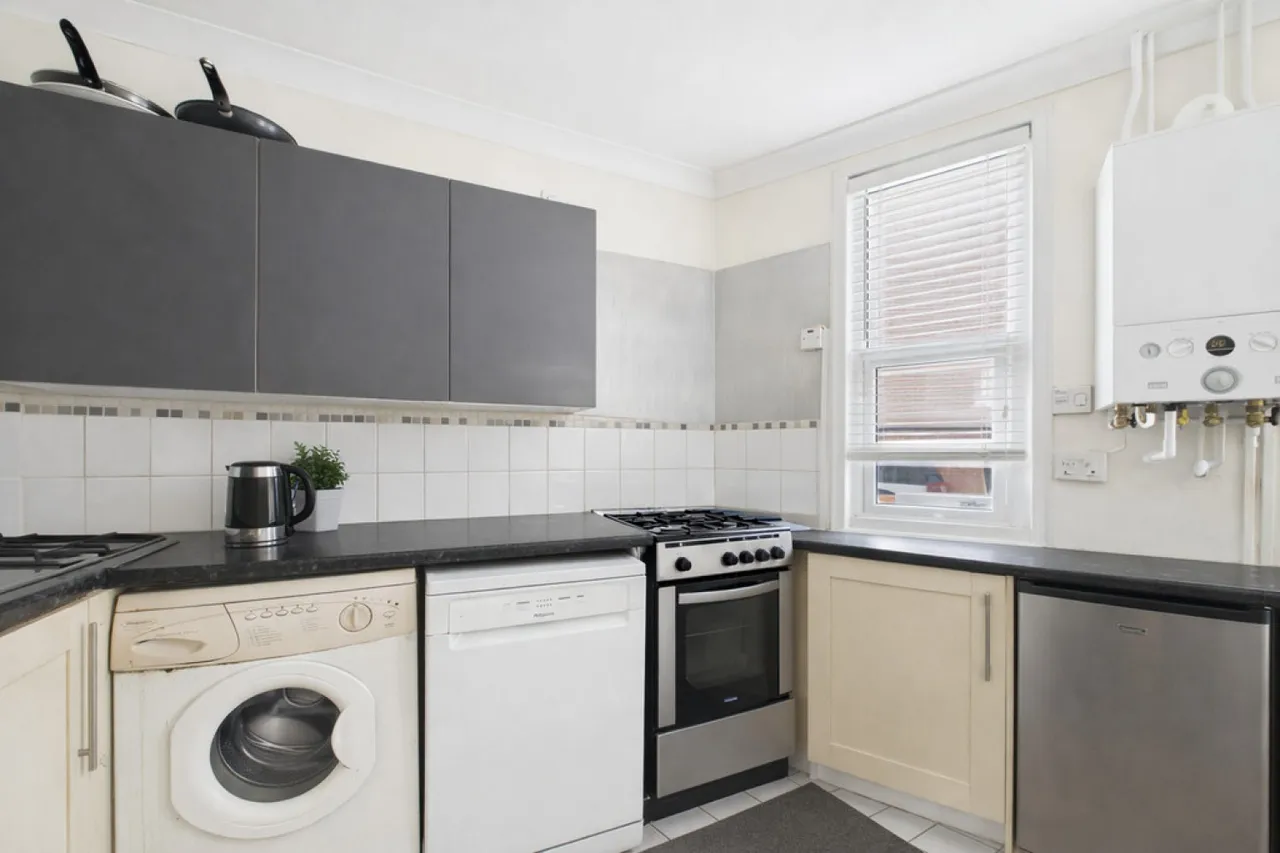 Stuart Road, Stoke, Plymouth, photo 5
