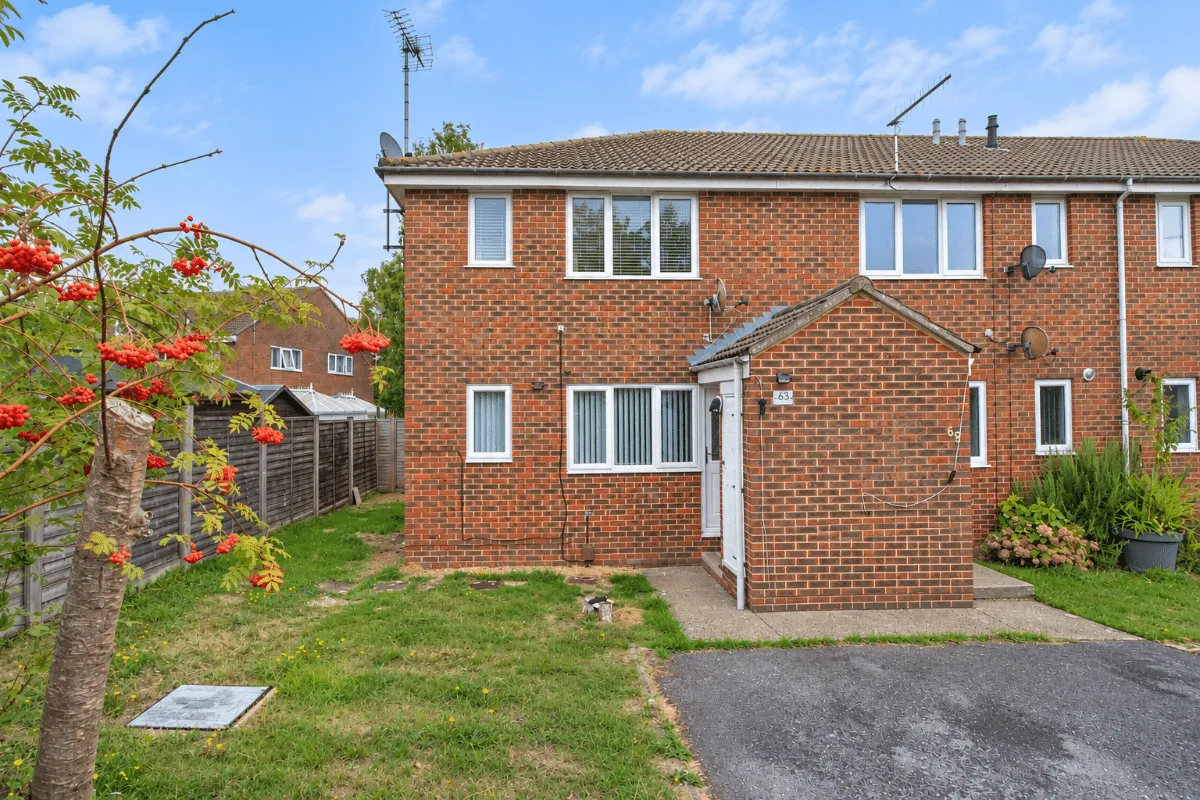 1 bed flat for sale — Spruce Avenue, Waterlooville, PO7 8HR