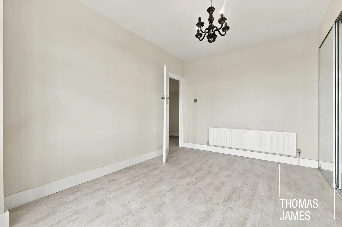 London, N13, photo 12