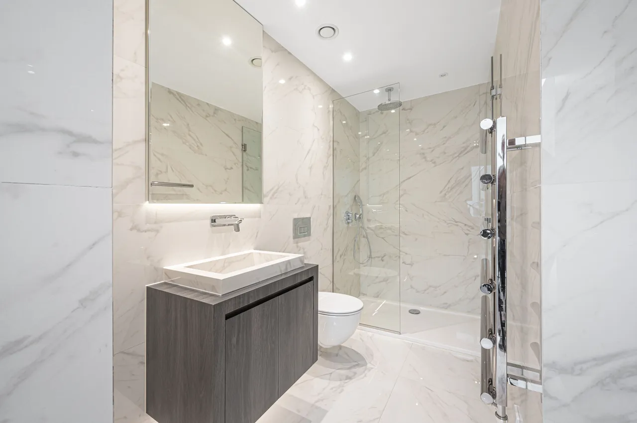 Penthouse 4, Centre Heights, 137 Finchley Road, London, photo 9