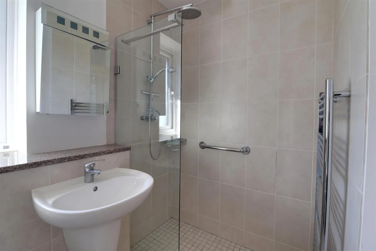 Borough Close, Kings Stanley, GL10, photo 17