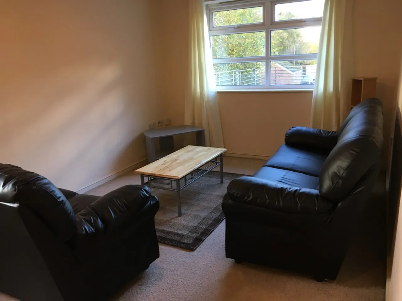 Windsor House, M21, photo 3