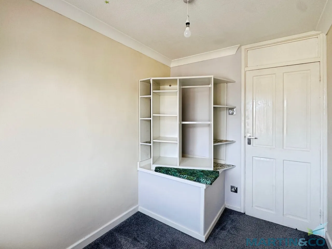 Grampion Close, Ashford, photo 12