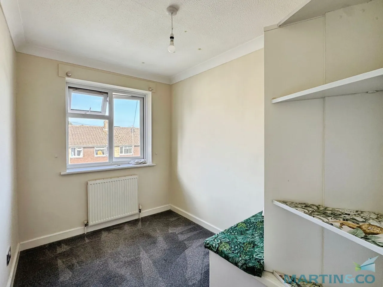 Grampion Close, Ashford, photo 11