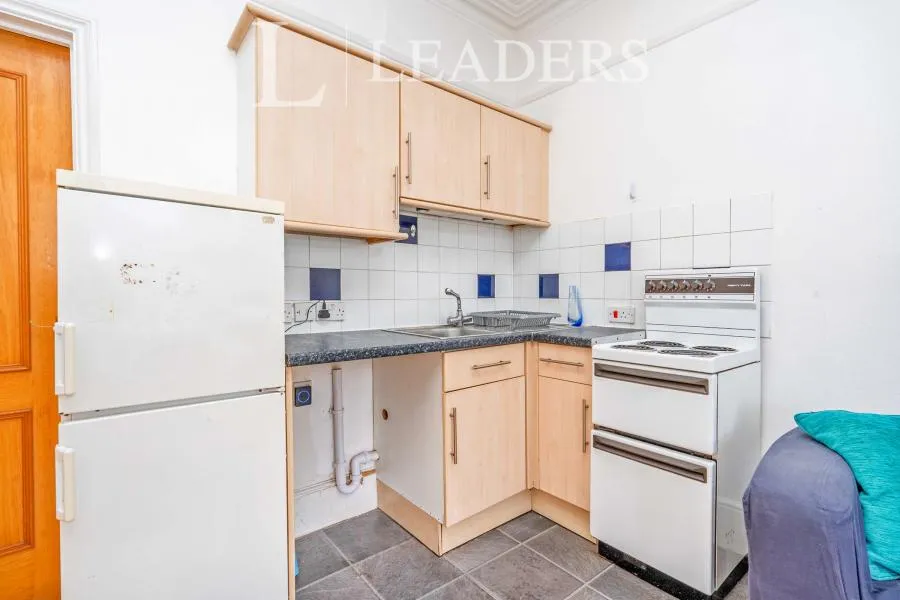 High Road, Southampton, SO16, photo 6