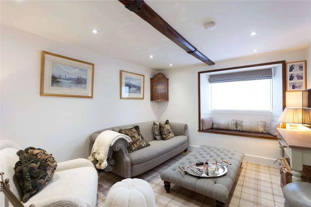 Pottergate Cottage, Helmsley, YO62, photo 11