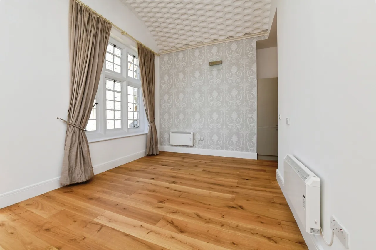 The Galleries, Warley, Brentwood, Essex, CM14, photo 4