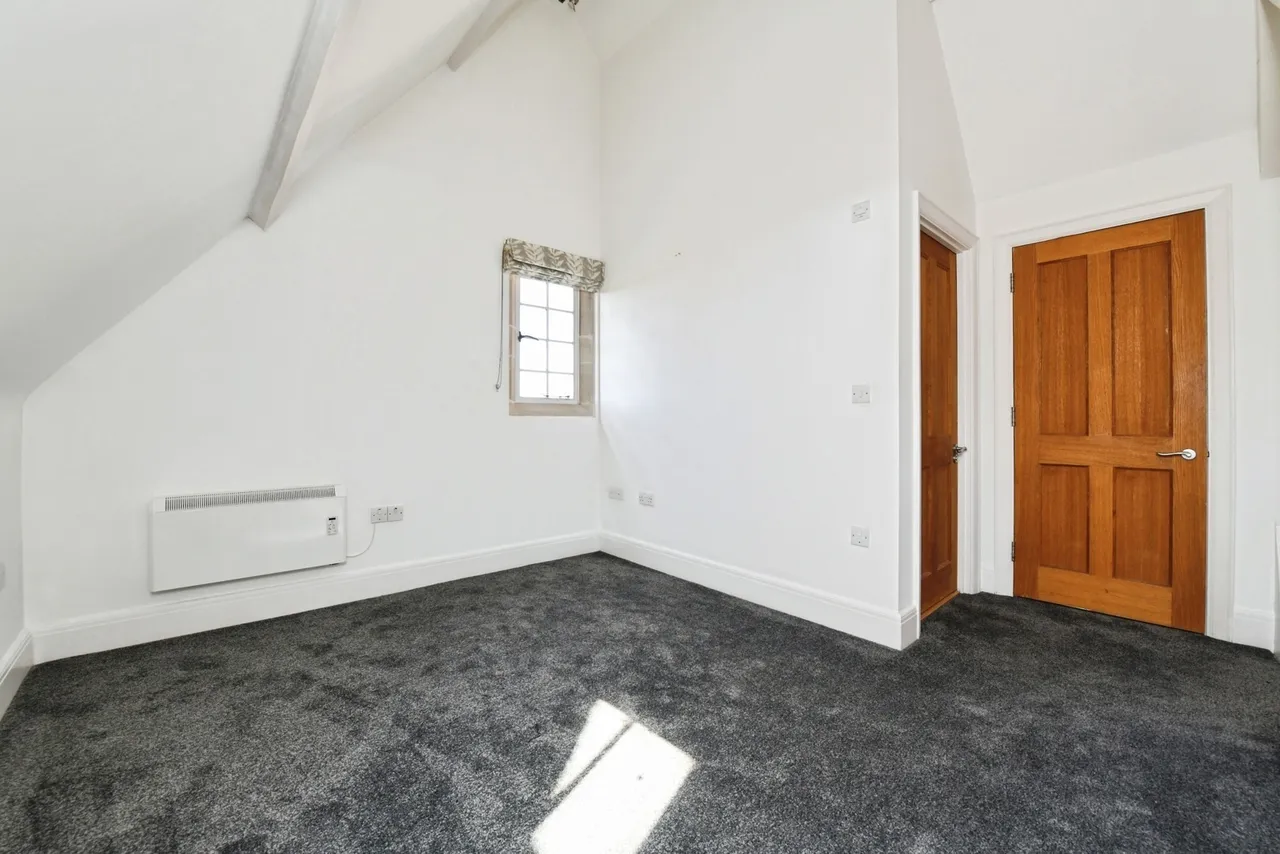 The Galleries, Warley, Brentwood, Essex, CM14, photo 12