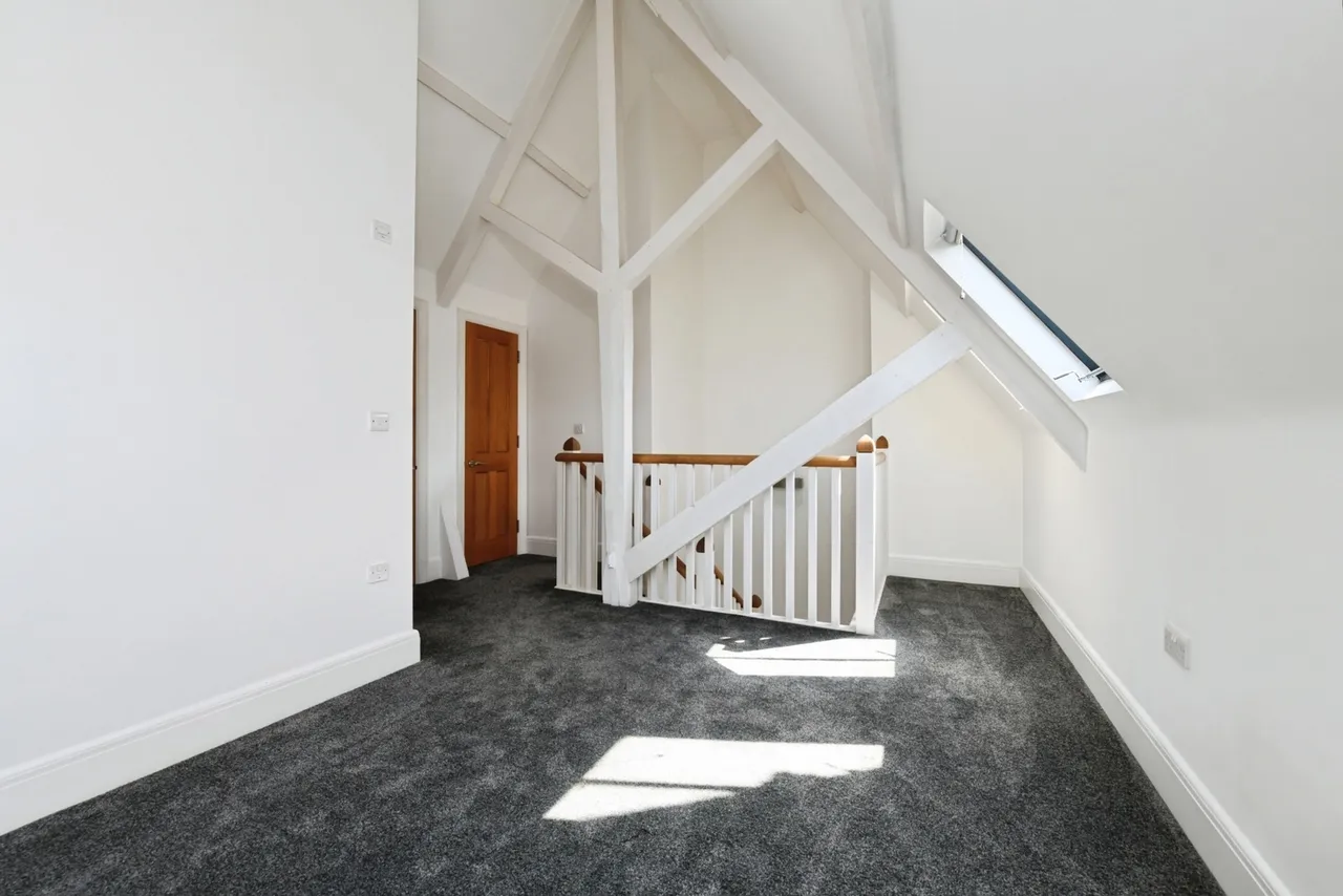The Galleries, Warley, Brentwood, Essex, CM14, photo 8