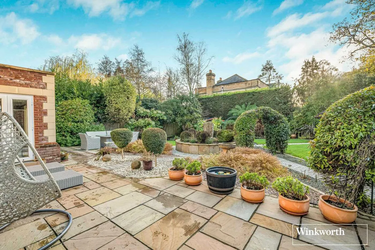 Charters Road, Sunningdale, Berkshire, SL5, photo 5