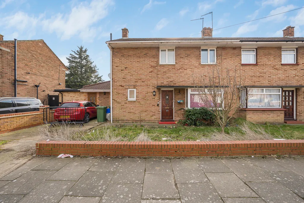 3 bed house for sale — East Road, West Drayton, UB7