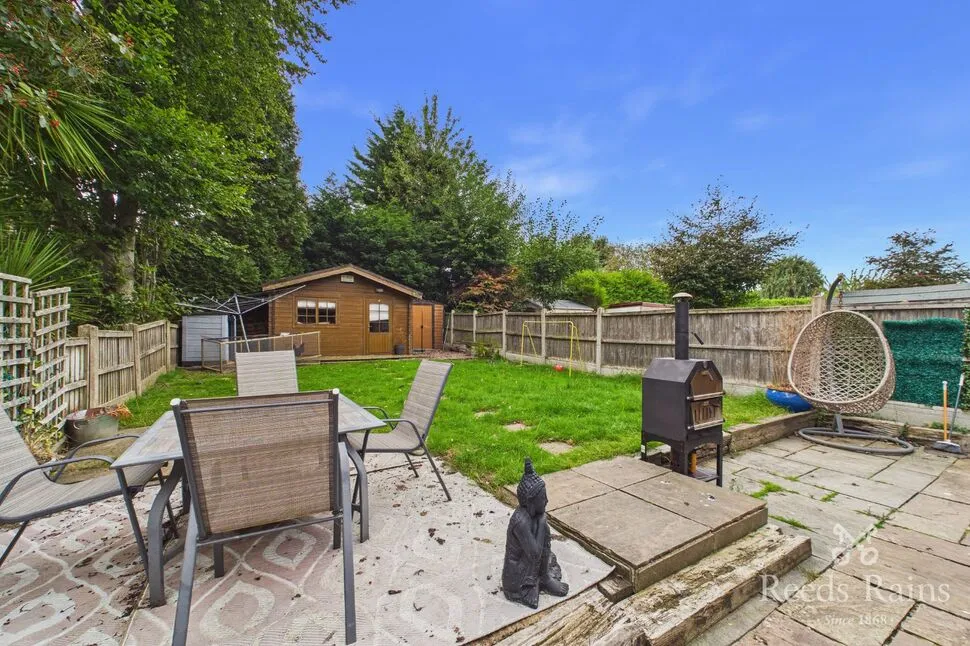 Eckington Road, Coal Aston, S18, photo 7