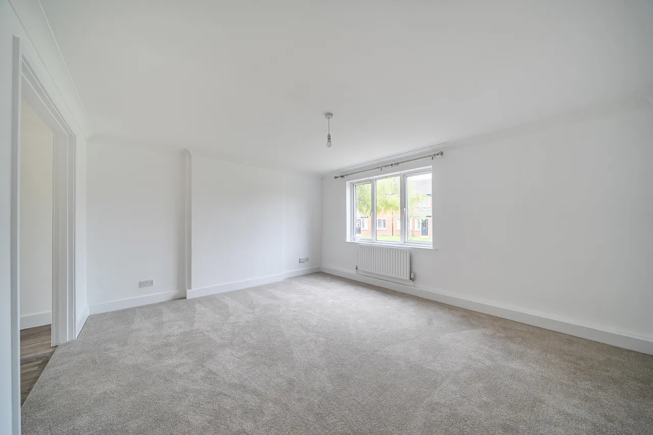 White Rose Close, Linton On Ouse, YORK, photo 2