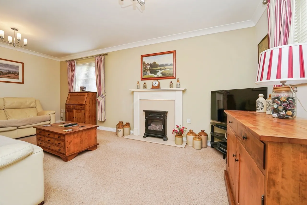 The Plantation, Hardwicke, Gloucester, Gloucestershire, GL2, photo 10