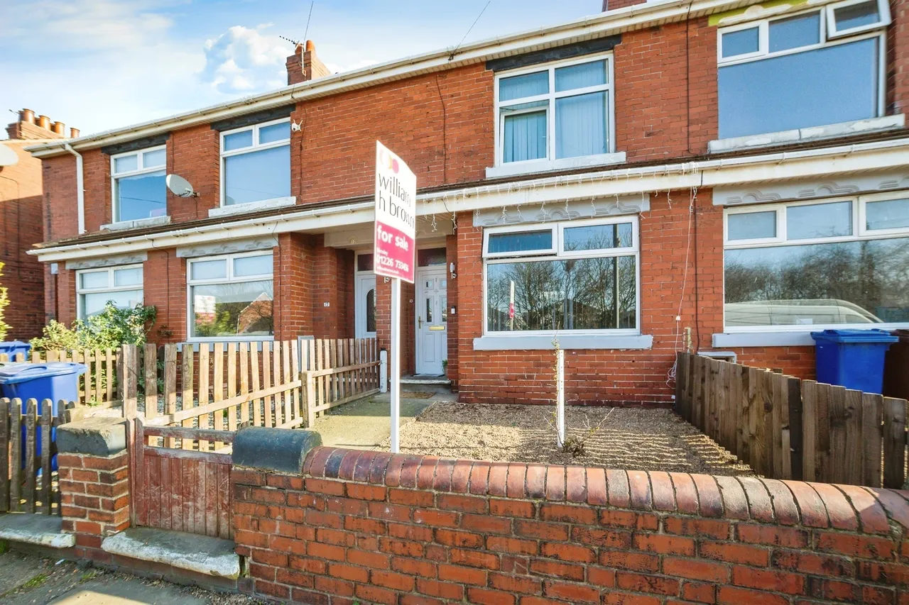 2 bed house for sale — High Street, Shafton, Barnsley