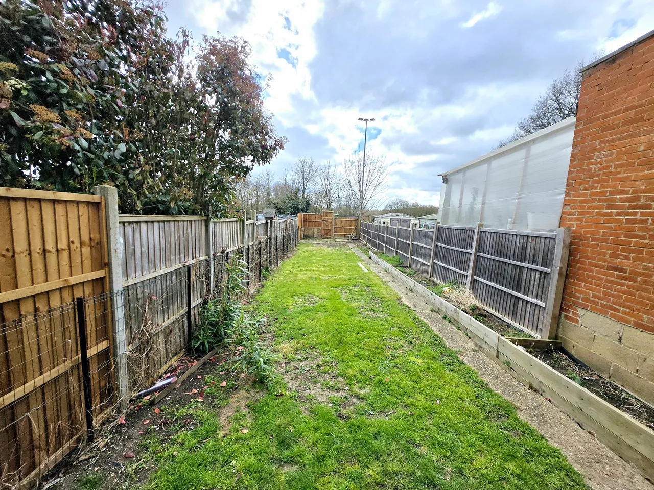 Berkeley Avenue, Greenford, UB6, photo 9