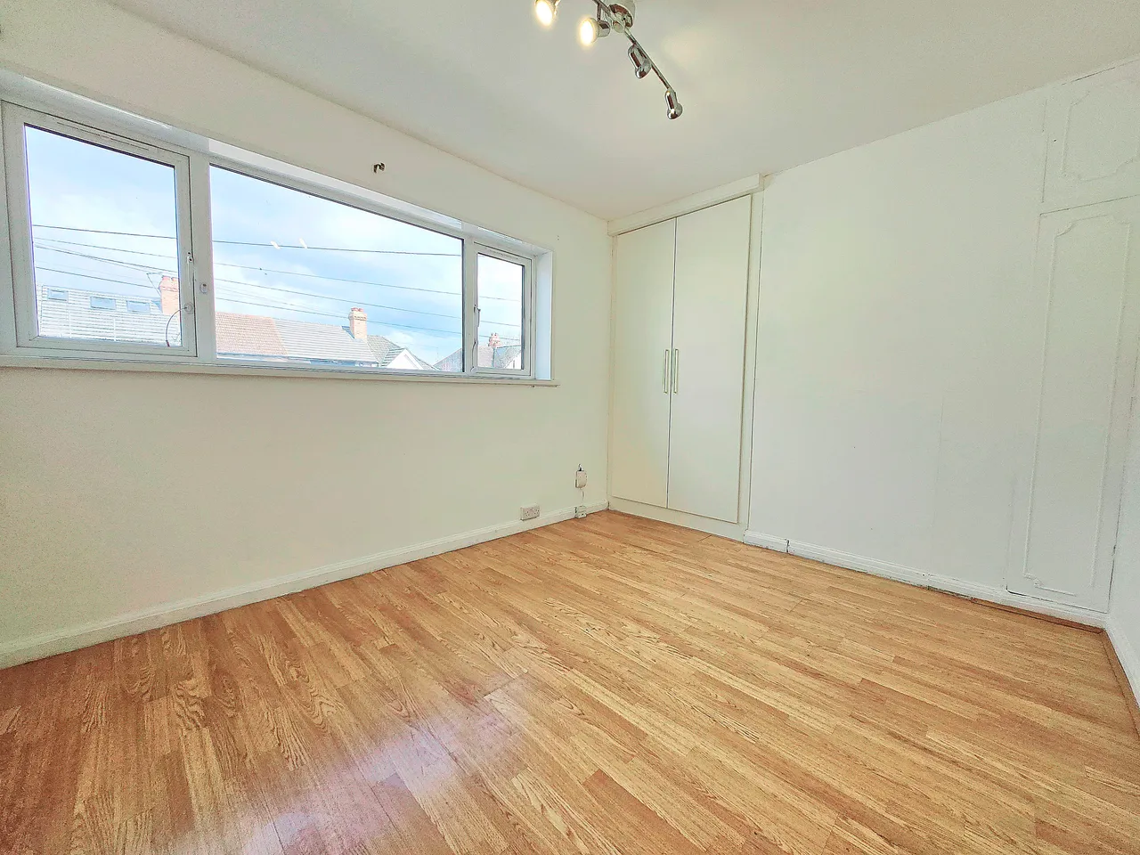 Berkeley Avenue, Greenford, UB6, photo 6