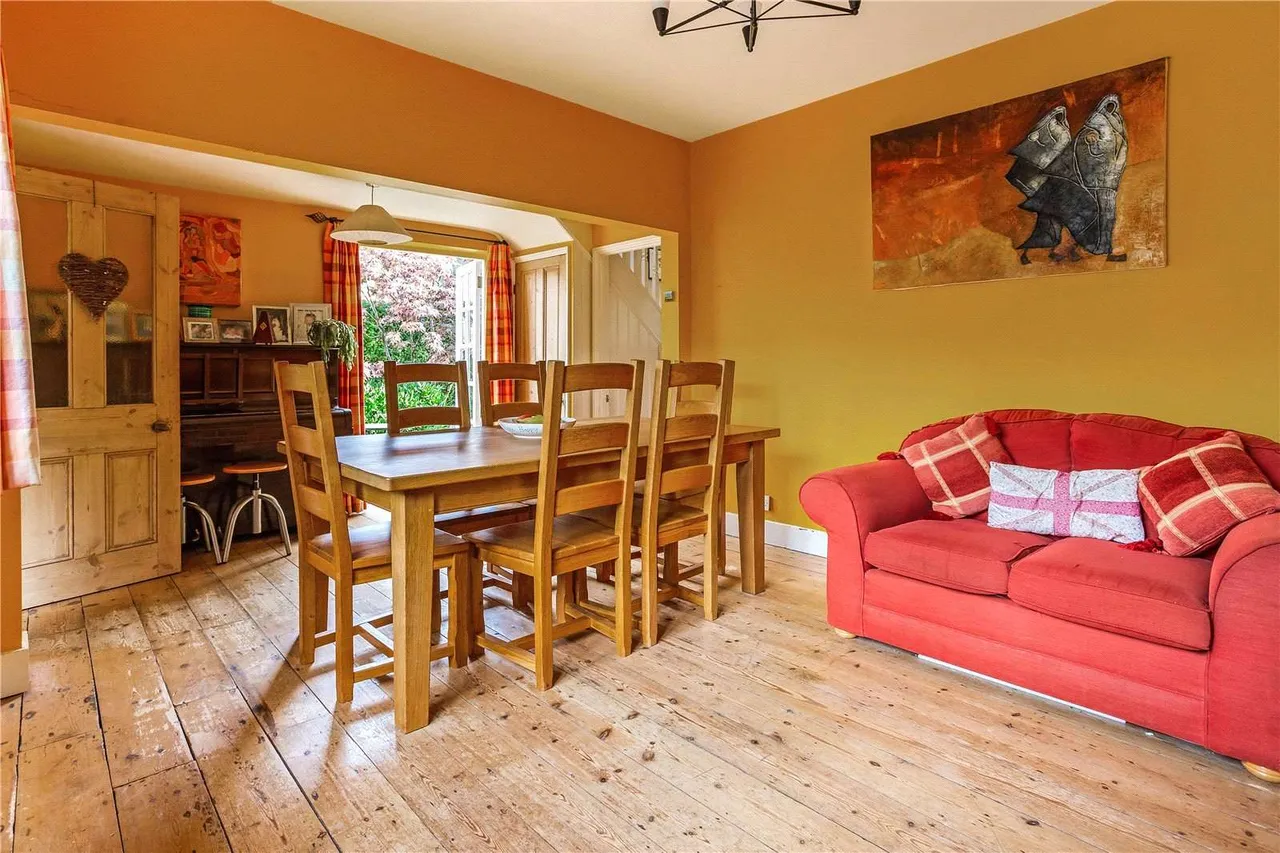 Coxcombe Lane, Chiddingfold, Godalming, Surrey, GU8 4QA, photo 5