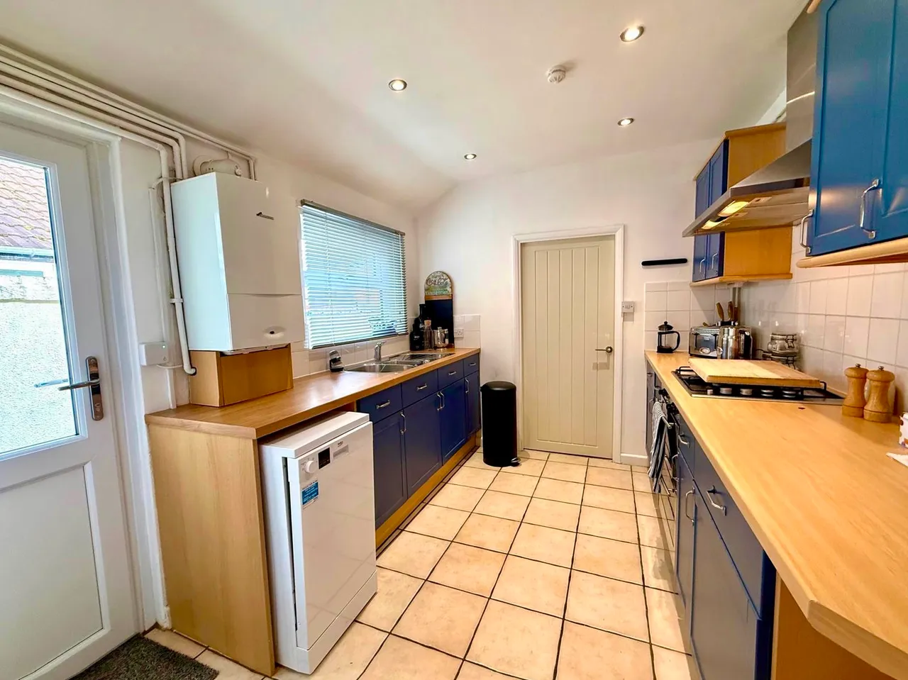 Ripley Road, Swindon, Wiltshire, SN1 4DE, photo 8