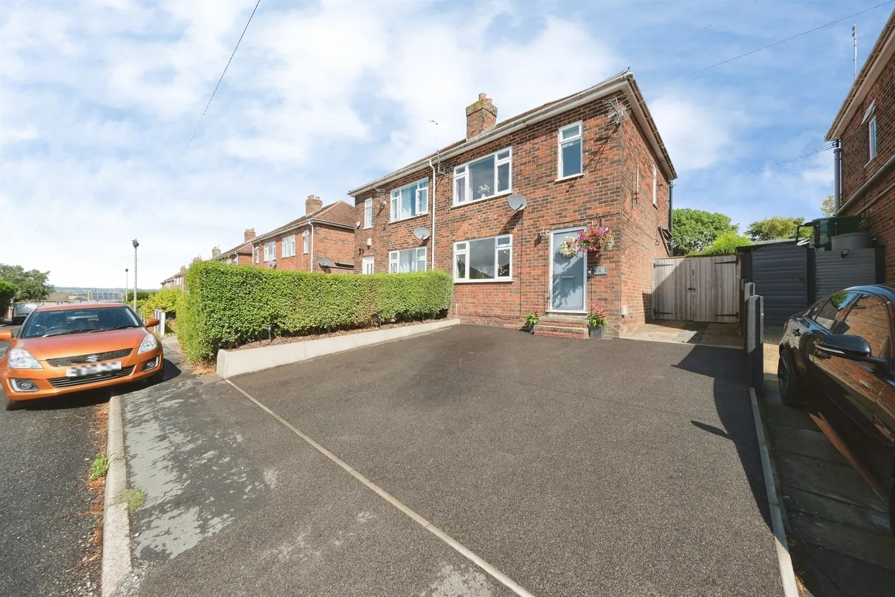 2 bed house for sale, Highwood Avenue, Belper, DE56