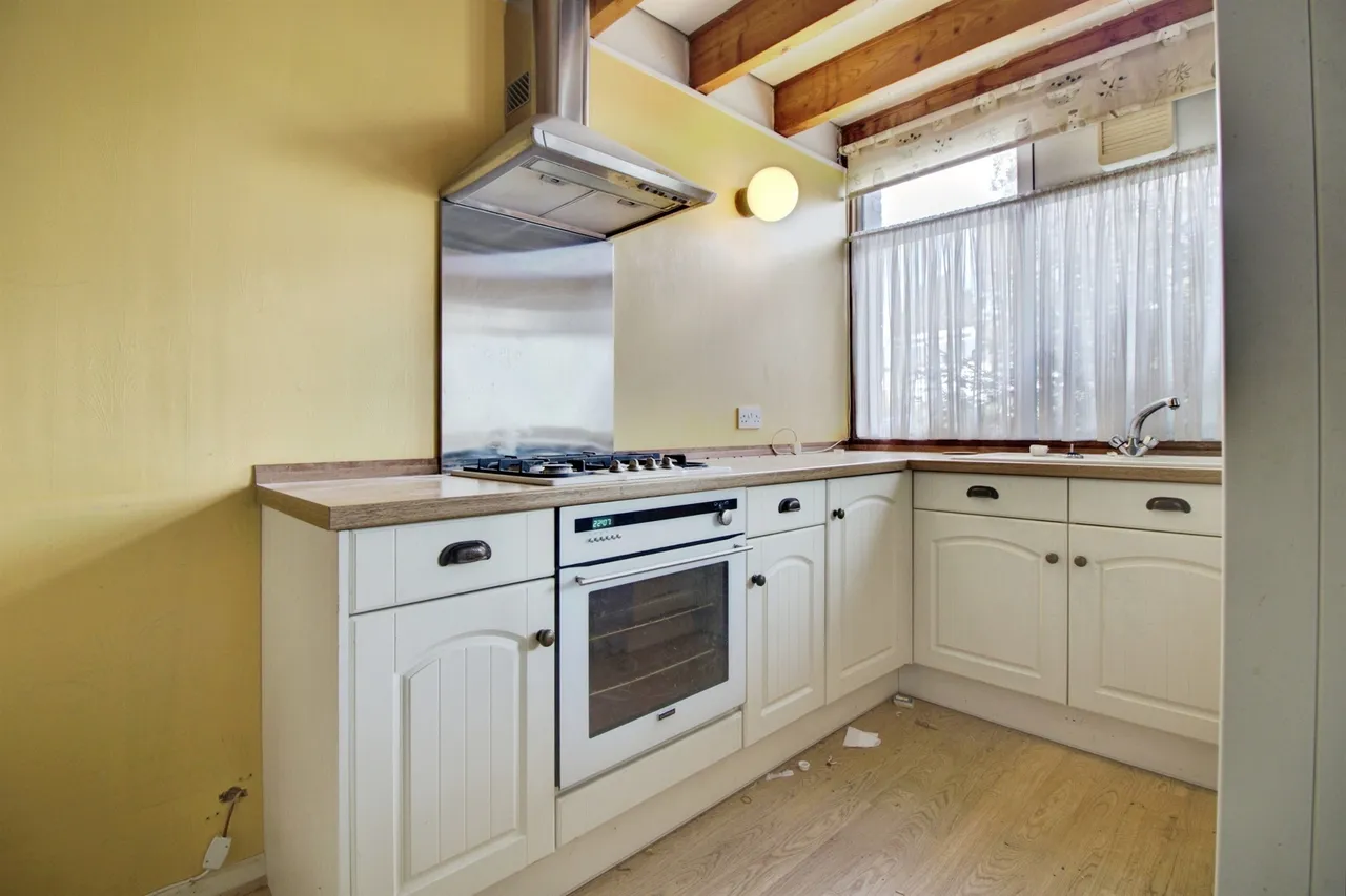 Daniells, Welwyn Garden City, AL7, photo 5