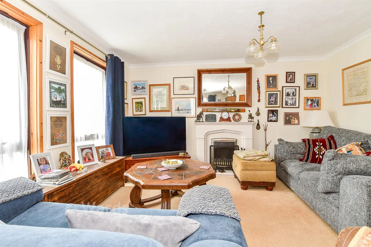 Eastwell Barn Mews, Tenterden, TN30, photo 4