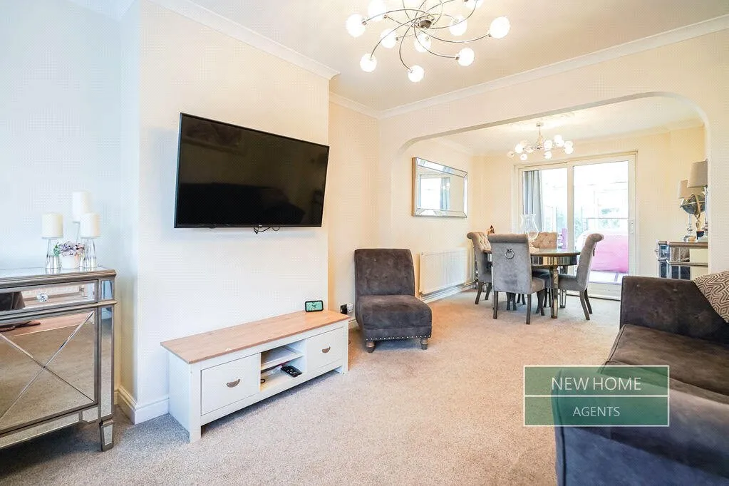 Fairholme Drive, Mansfield, NG19, photo 2