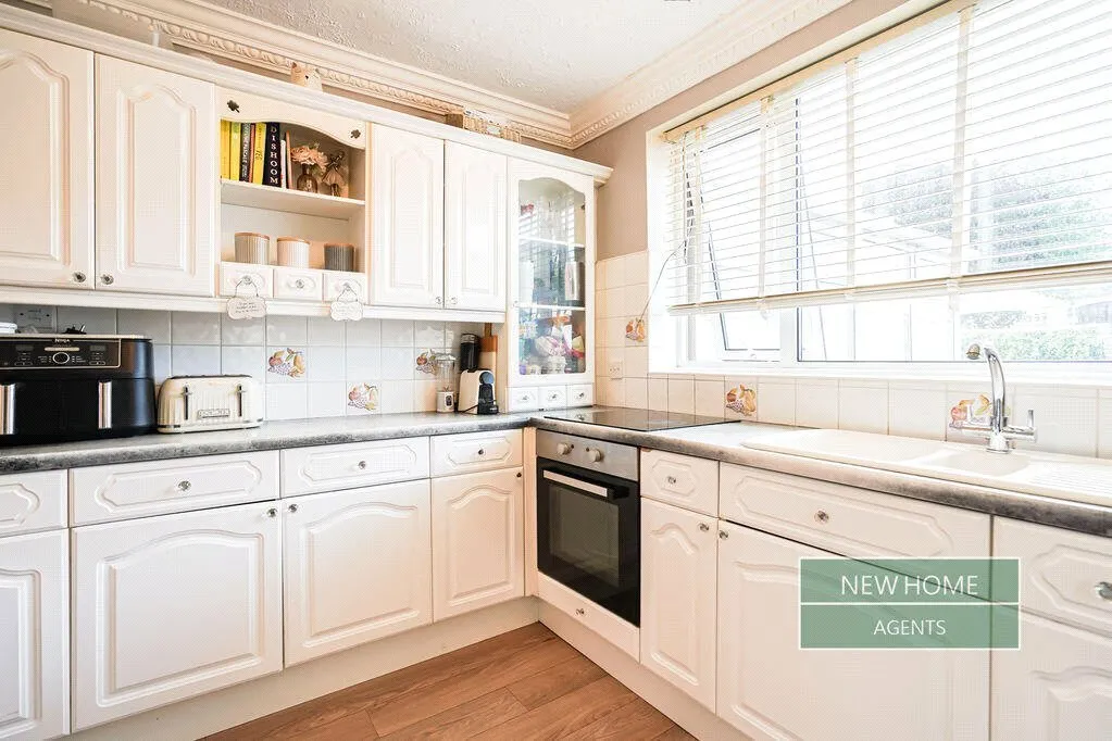 Fairholme Drive, Mansfield, NG19, photo 7