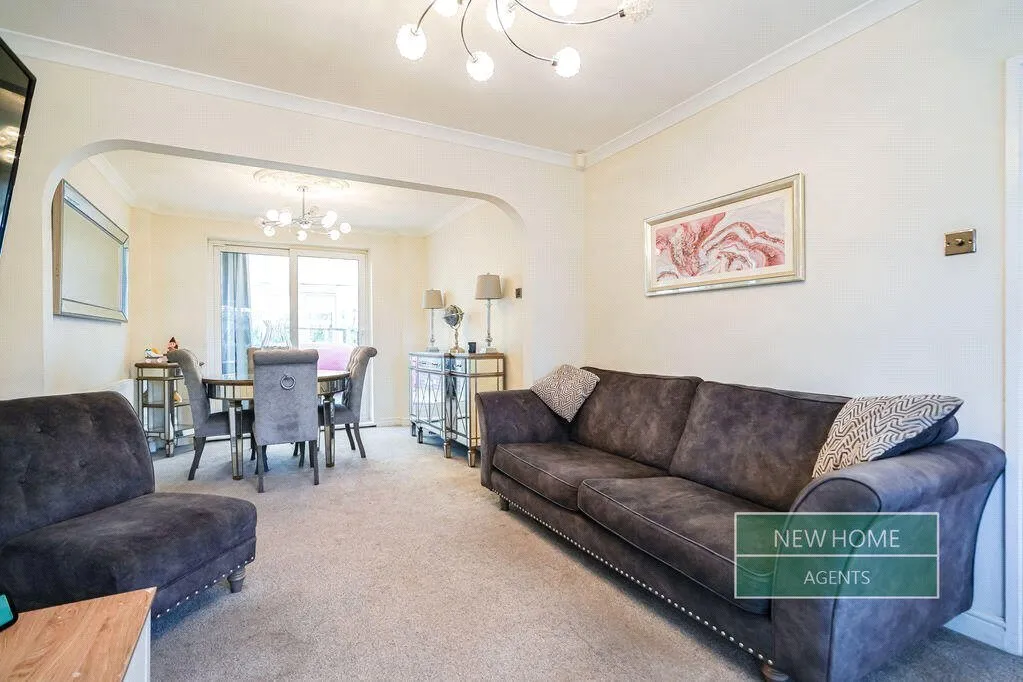 Fairholme Drive, Mansfield, NG19, photo 3
