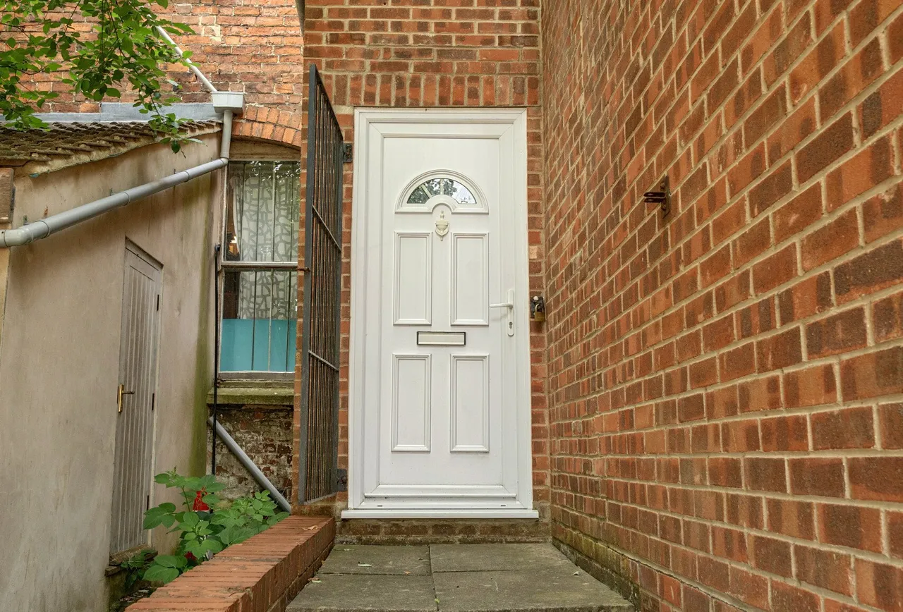 Lansdown, Stroud, GL5 1BB, photo 12