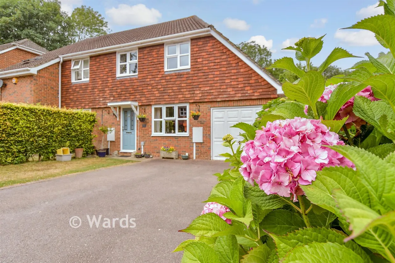 The Ridgeway, Lympne, CT21, photo 2