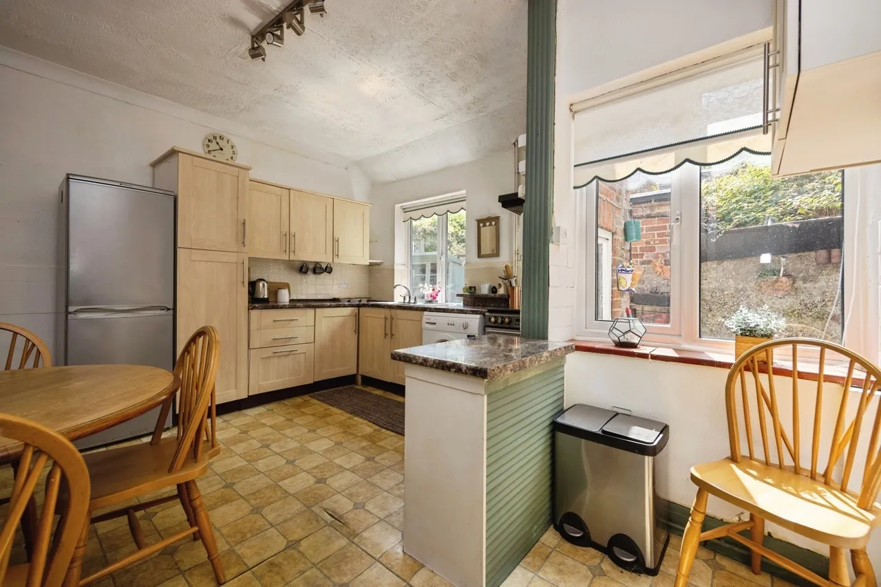 Carlos Street, Godalming, GU7, photo 4