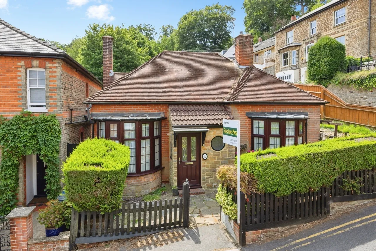 Carlos Street, Godalming, GU7, photo 16