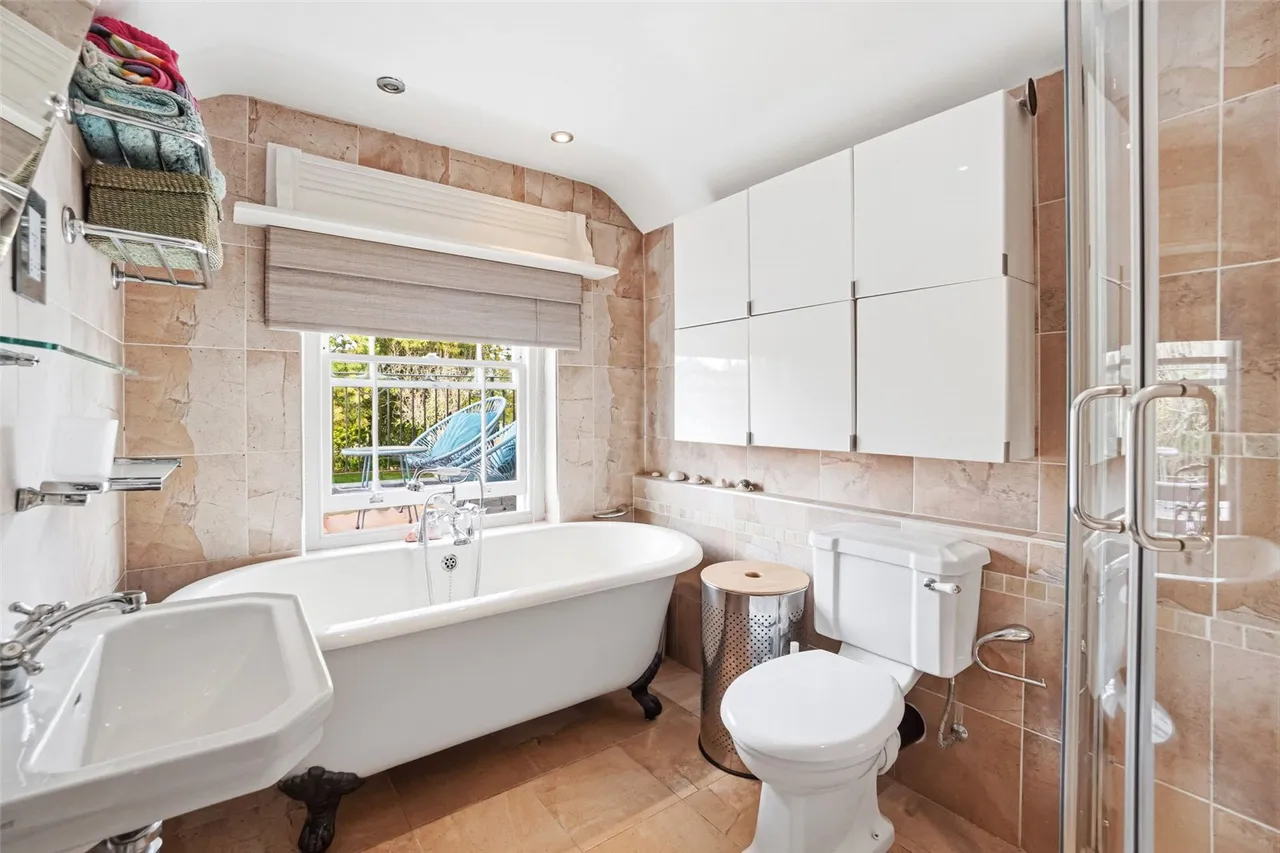 Thames Street, Hampton, TW12 2DX, photo 12