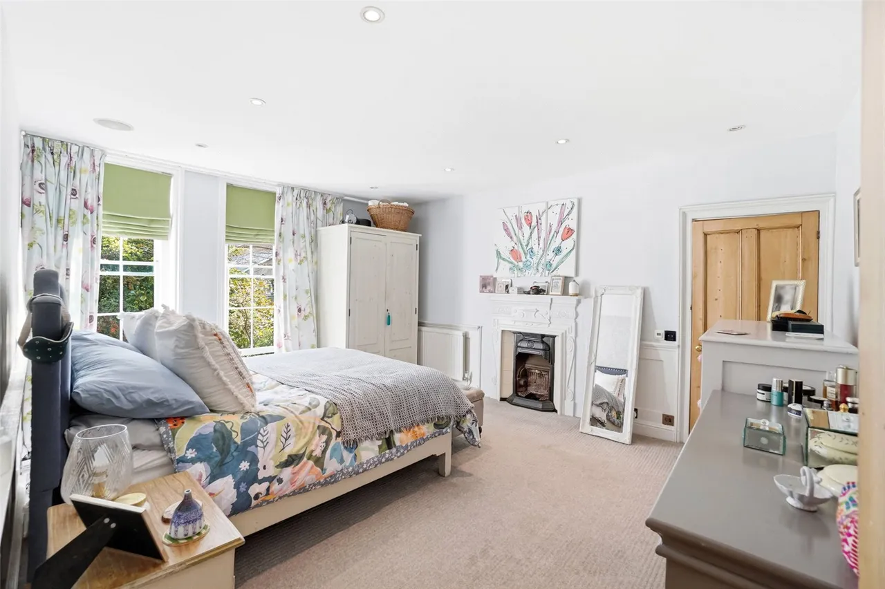 Thames Street, Hampton, TW12 2DX, photo 11