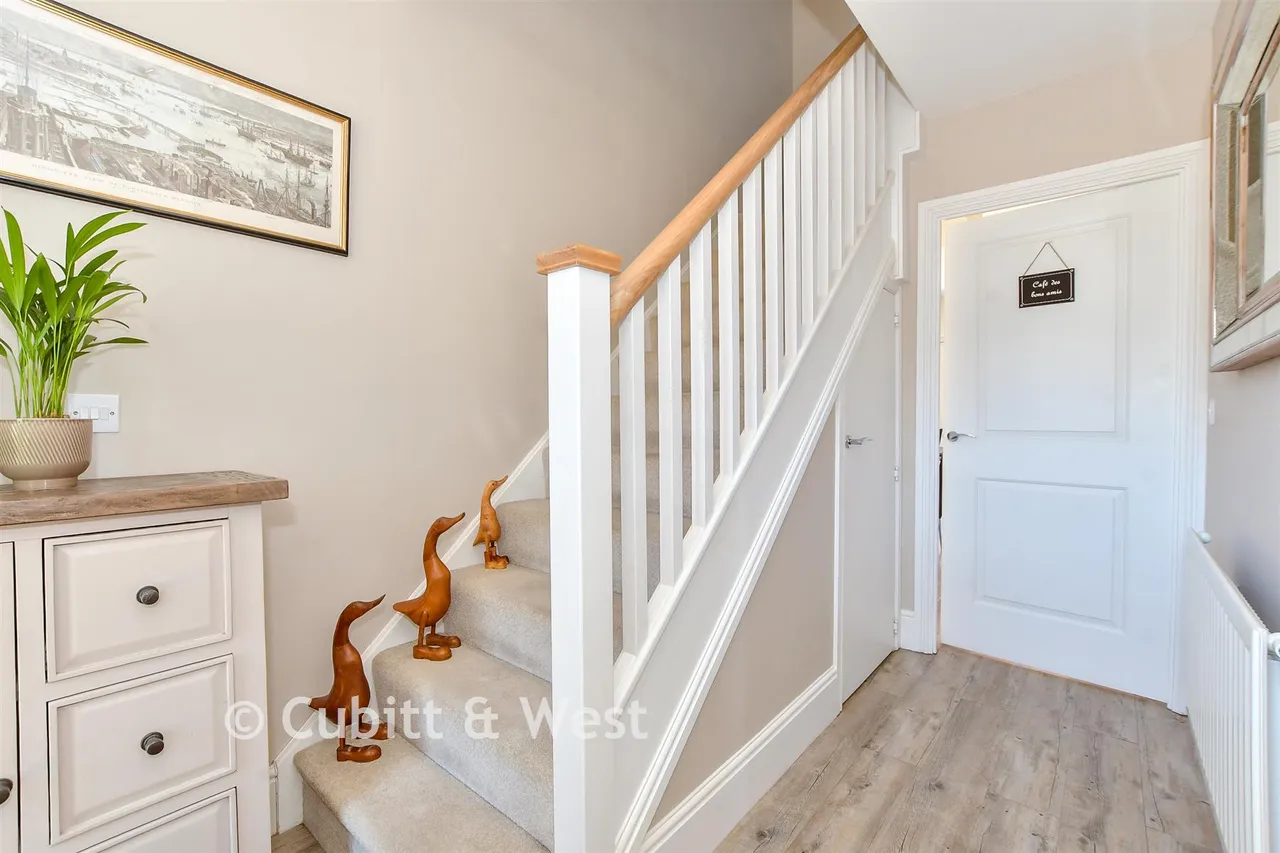 Newlands Avenue, Waterlooville, PO7, photo 7
