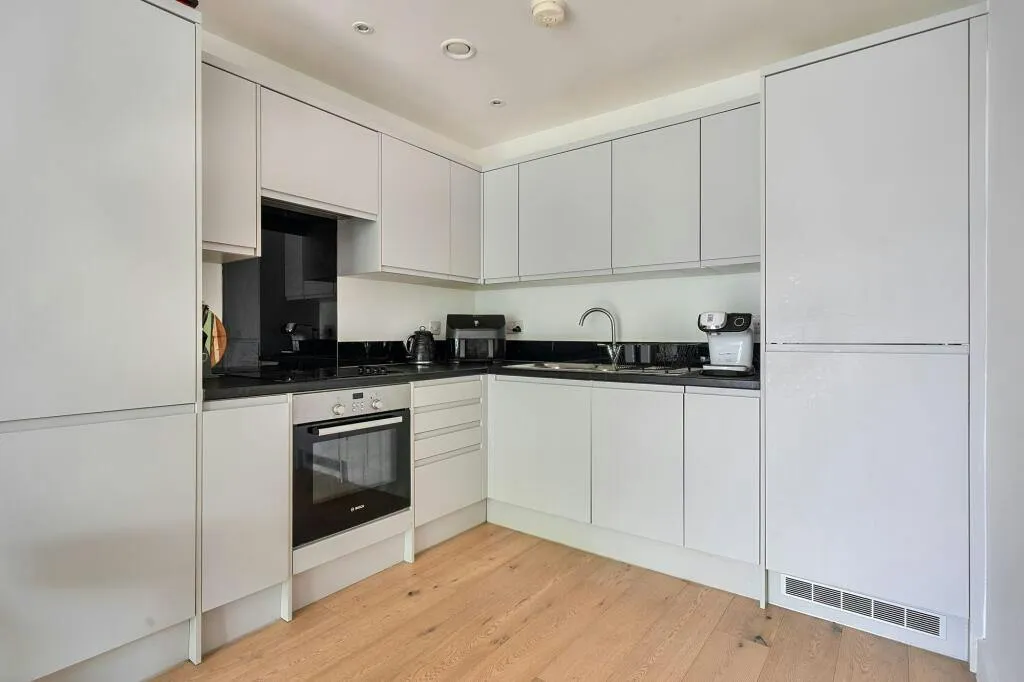 Royal Crescent Road, Royal Crescent Apartments, SO14, photo 3