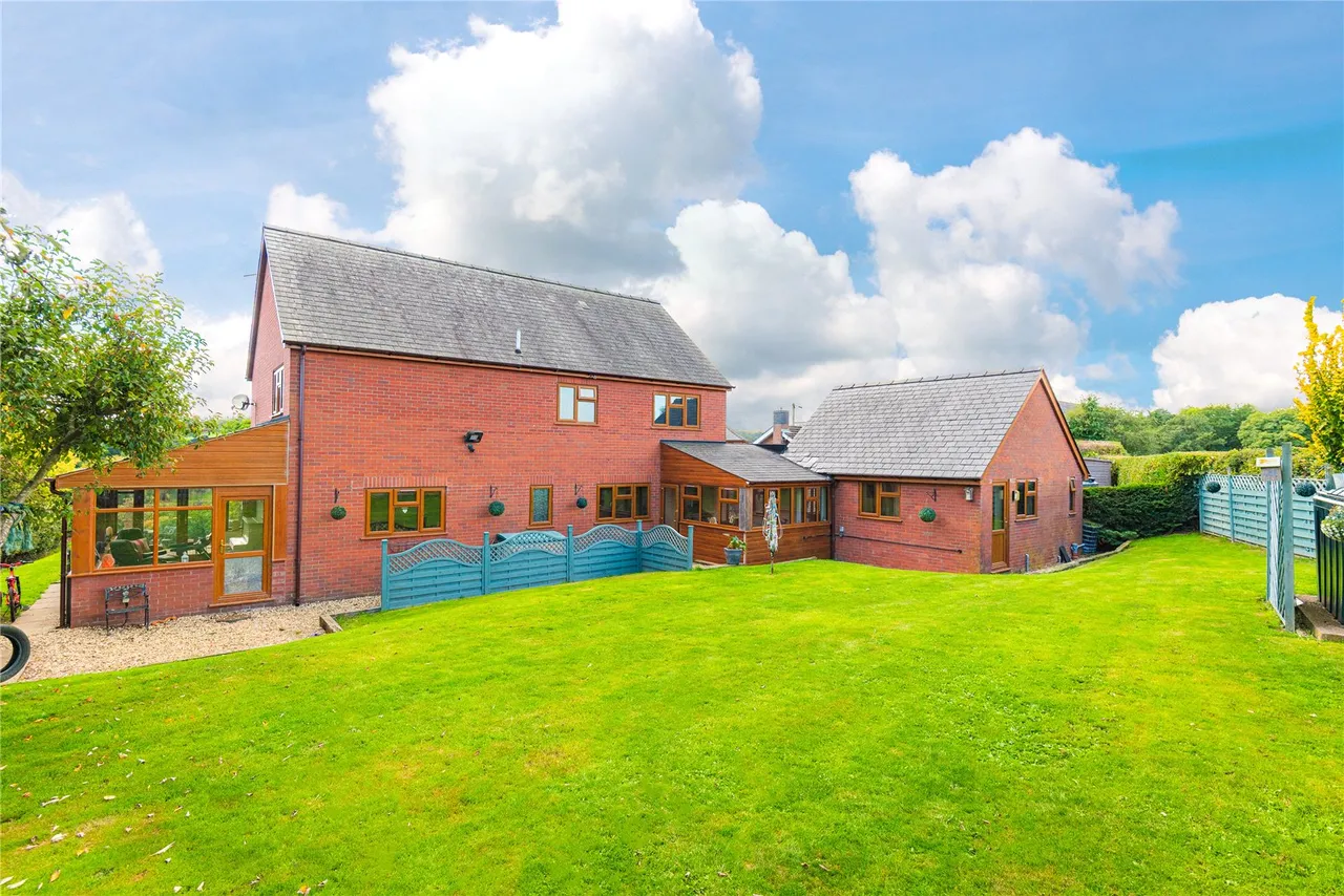 Tregynon, Newtown, SY16, photo 51