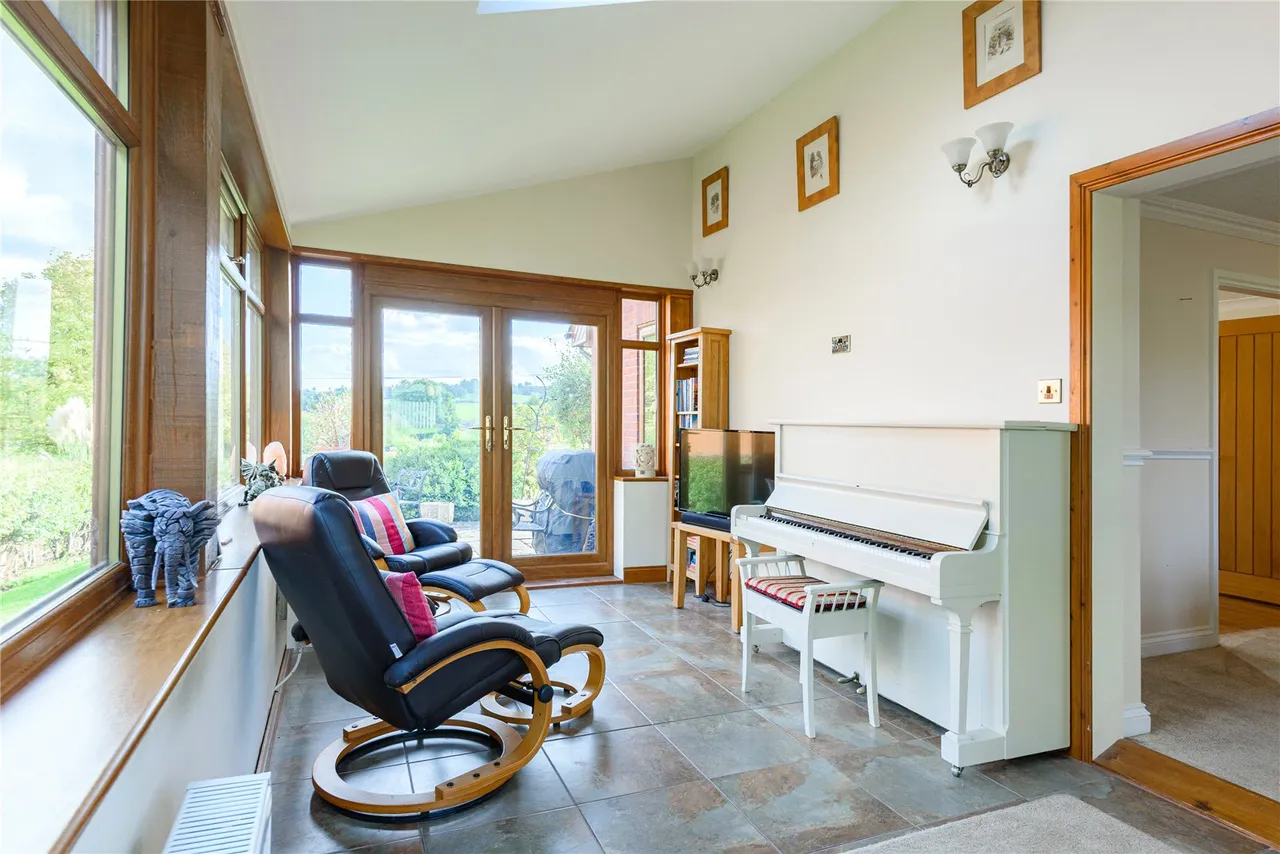 Tregynon, Newtown, SY16, photo 11