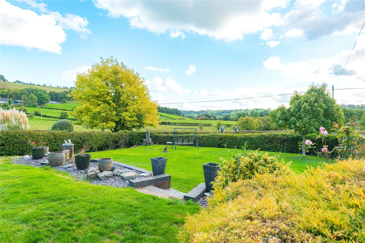 Tregynon, Newtown, SY16, photo 45