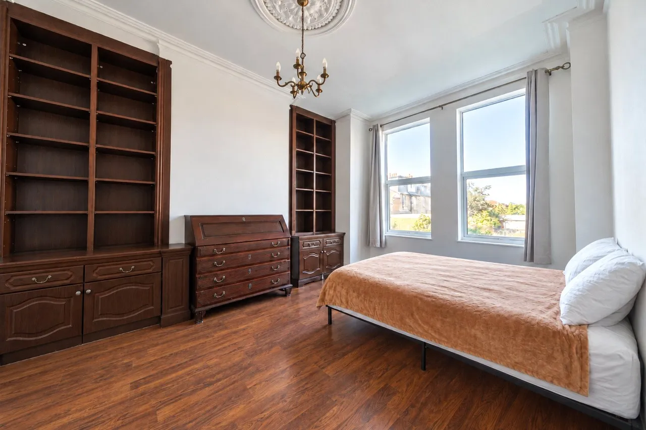 Ardoch Road, SE6, photo 12