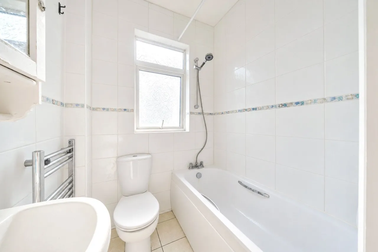 Ardoch Road, SE6, photo 6