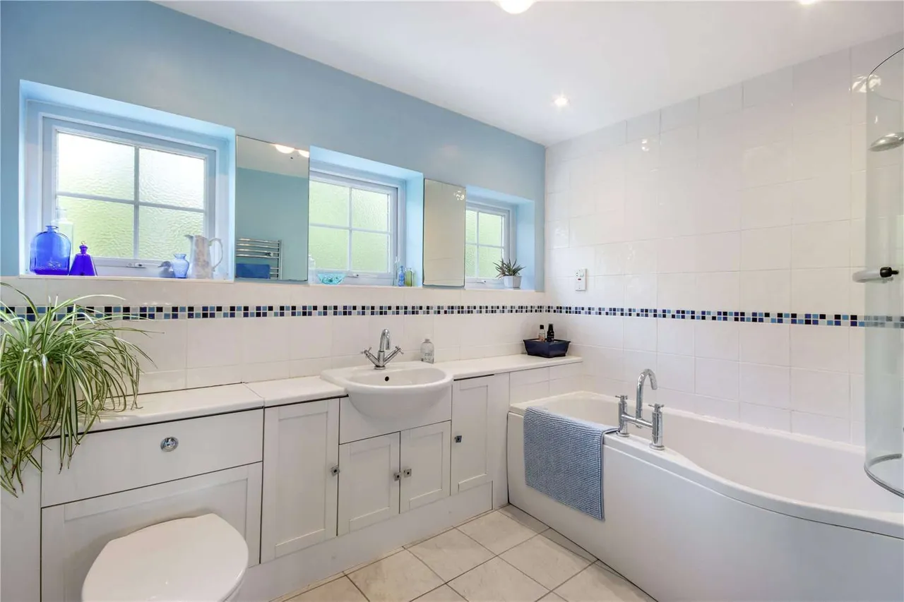 Brattle Wood, Sevenoaks, Kent, TN13 1QS, photo 11