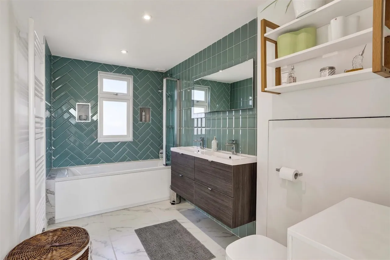 Grennell Road, Sutton, SM1 3DW, photo 20