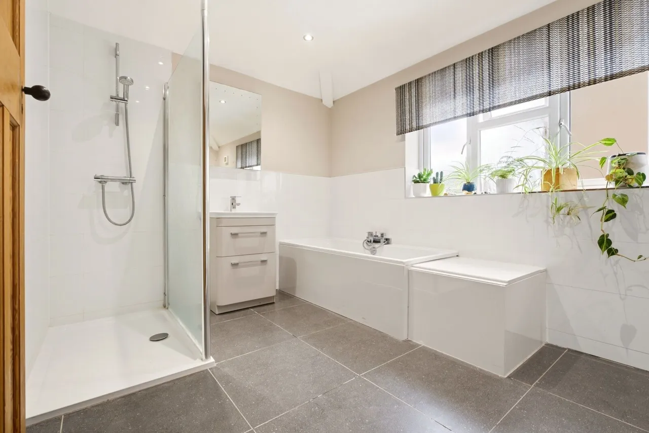 Highfield Avenue, Harpenden, AL5, photo 17