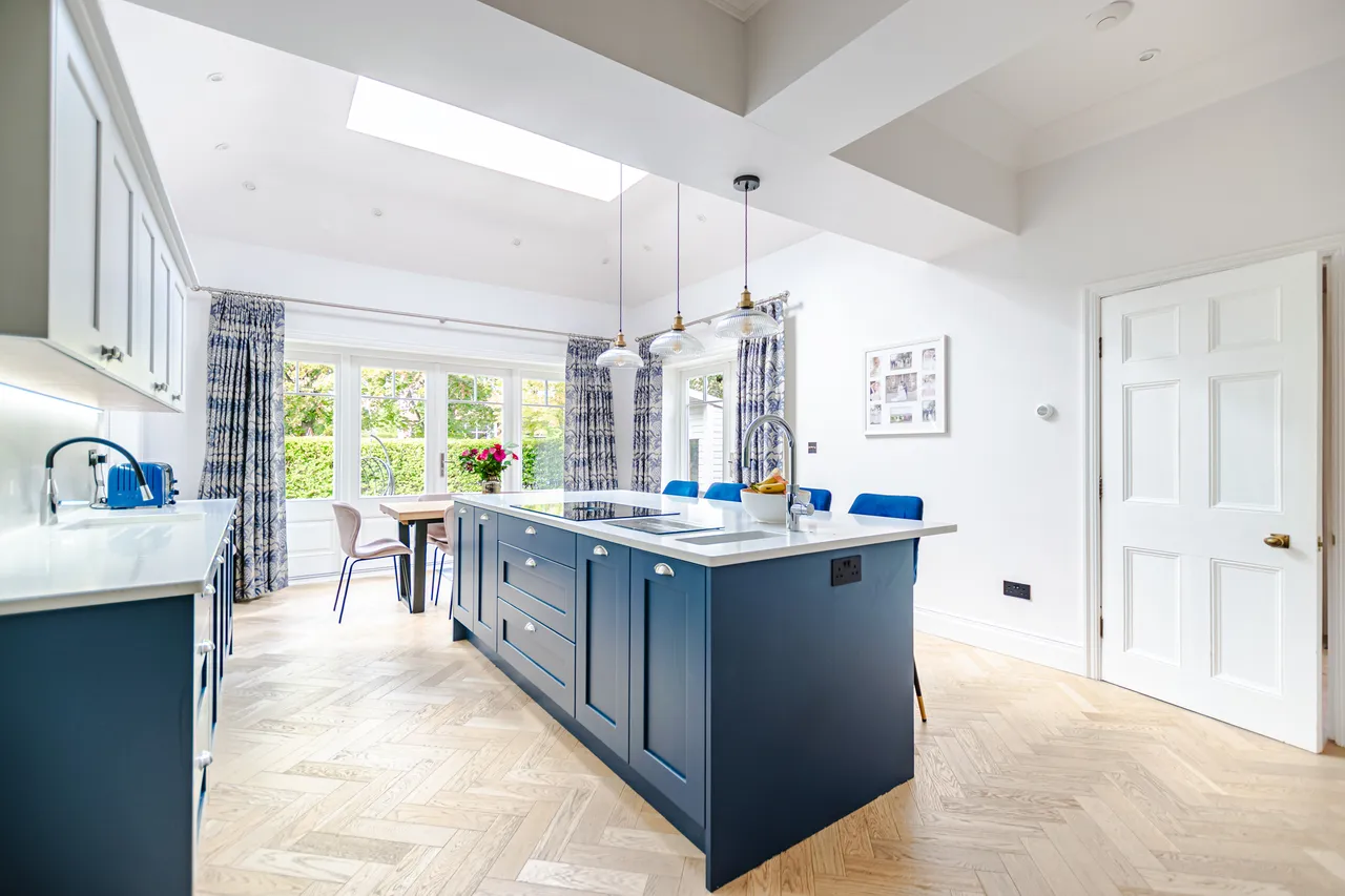 North Park Avenue, Lidgett Park, LS8, photo 11