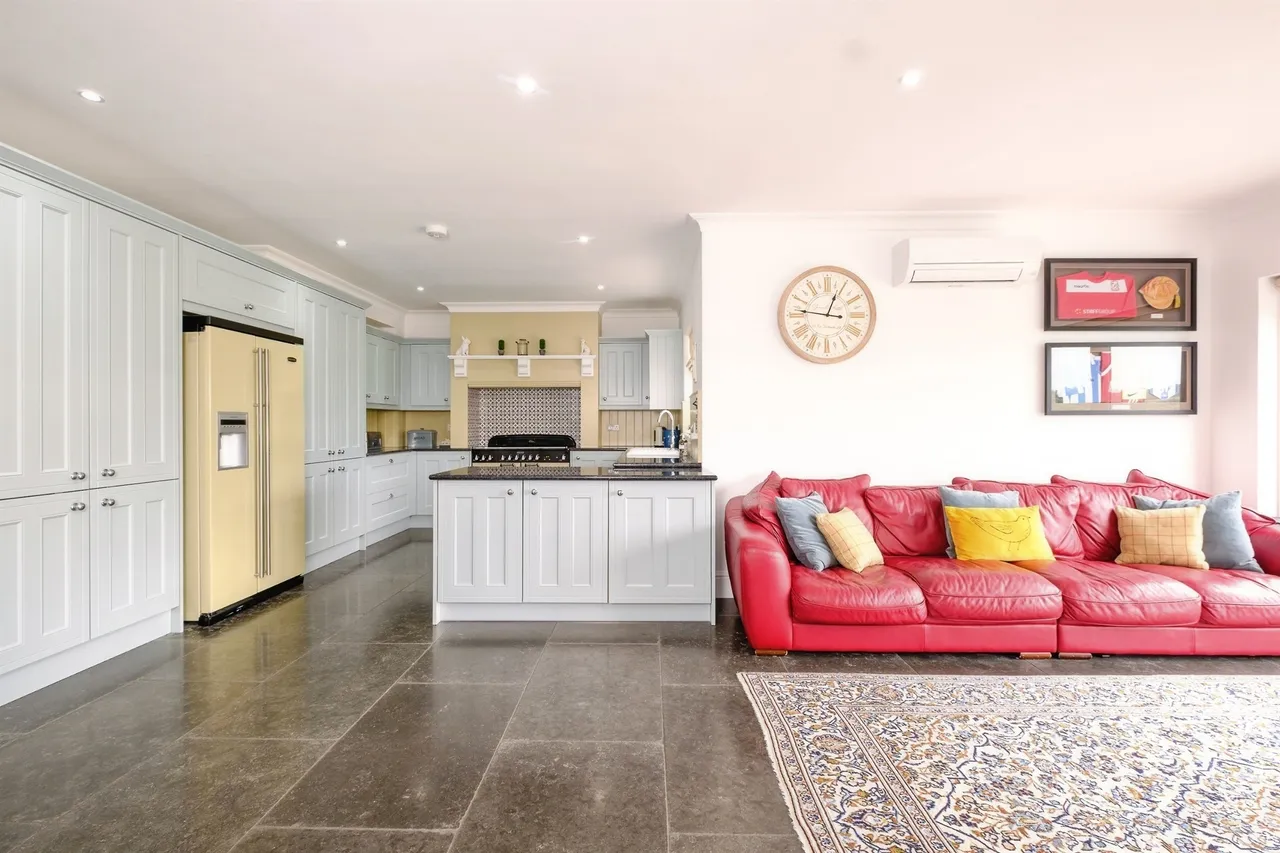 Montrose Chepstow, NP16, photo 12